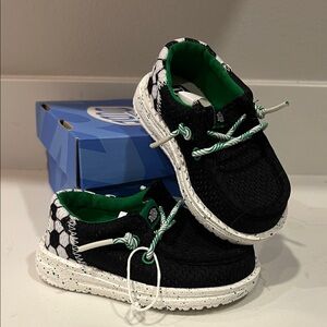 BRAND NEW Hey Dude Kids Black Sneakers with Green Accents